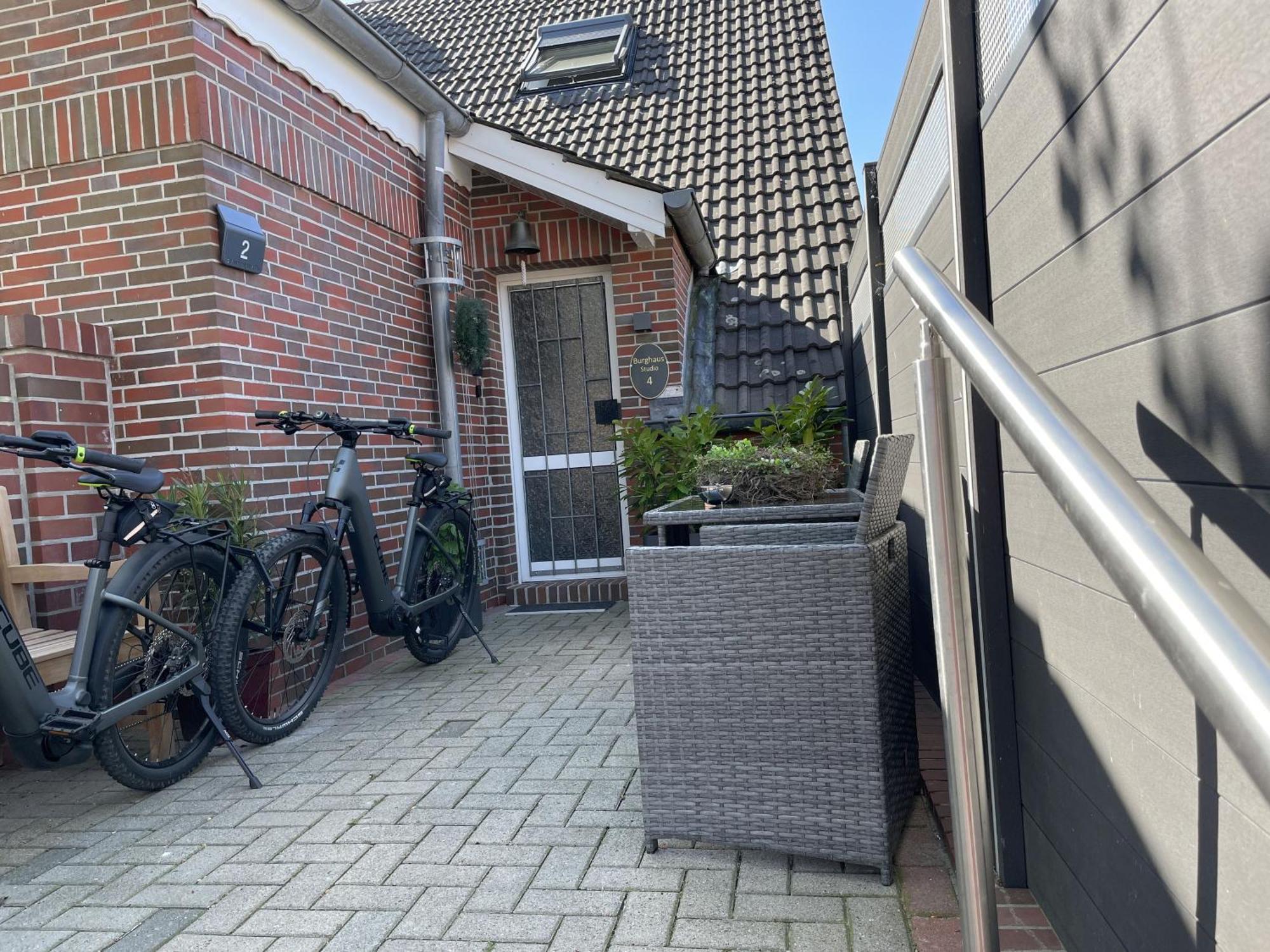 Burghaus 4 Apartment Greetsiel Ngoại thất bức ảnh